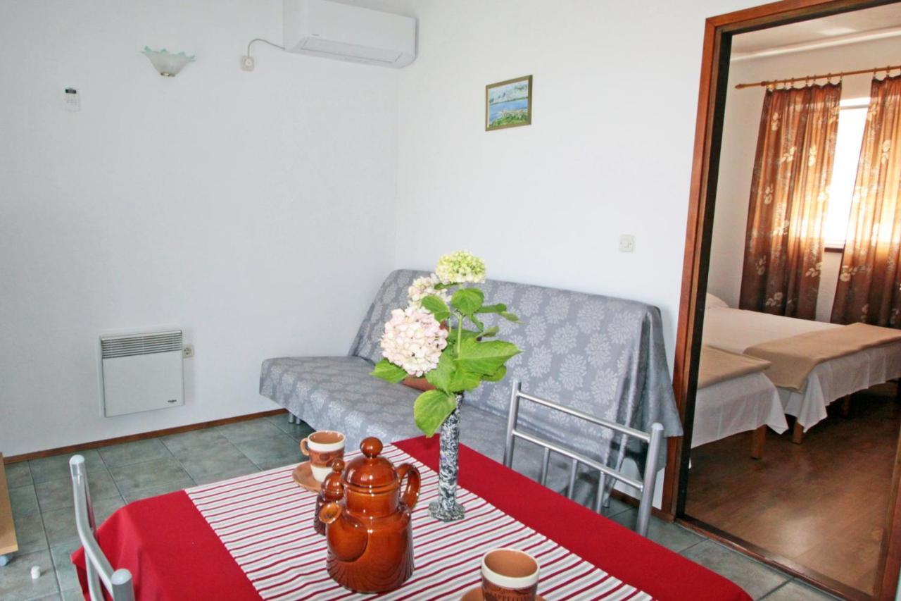 Apartments By The Sea Vinjerac, Zadar - 5824 Exterior foto